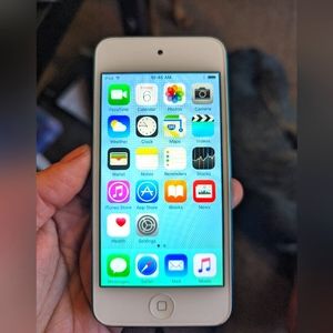 iPod touch 5 (64GB)